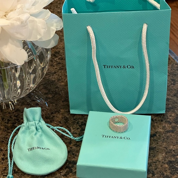 TIFFANY & CO. Somerset Sterling Silver Ring - Picture 9 of 15